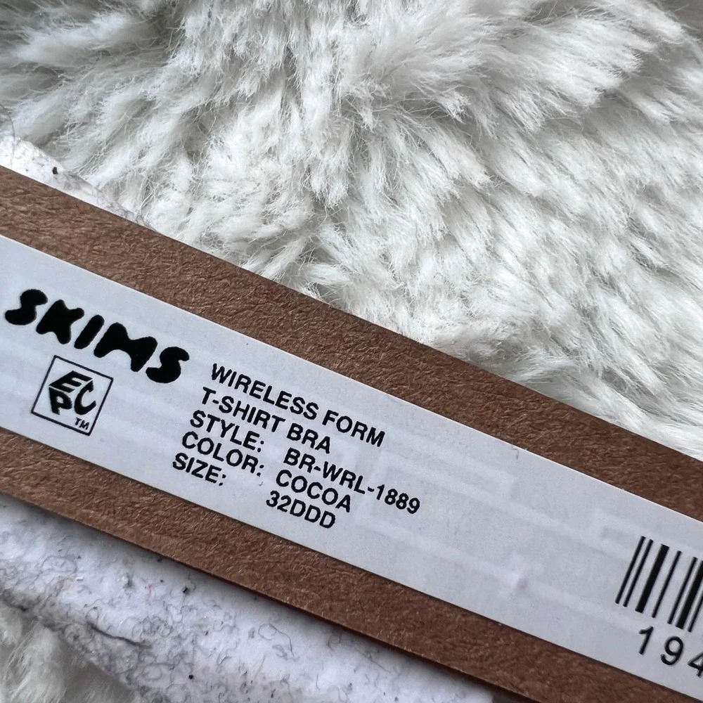 SKIMS Women's Wireless Form T-Shirt Bra Cocoa Brown BR-WRL-1889 Size 32DDD NEW